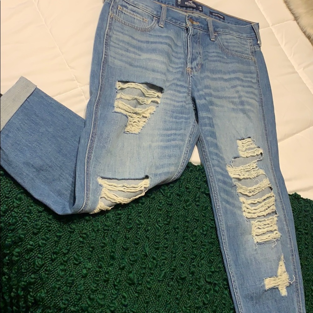 Low rise boyfriend crop jean